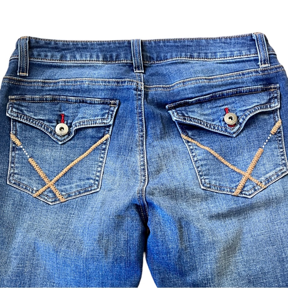 Wranglers Mid Rise Jeans - Picture 5 of 9